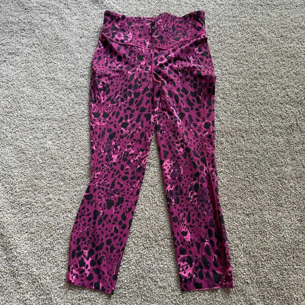 Lululemon Base Pace High-Rise Crop 23" Leggings Cheetah Camo Magenta Purple Sz 8